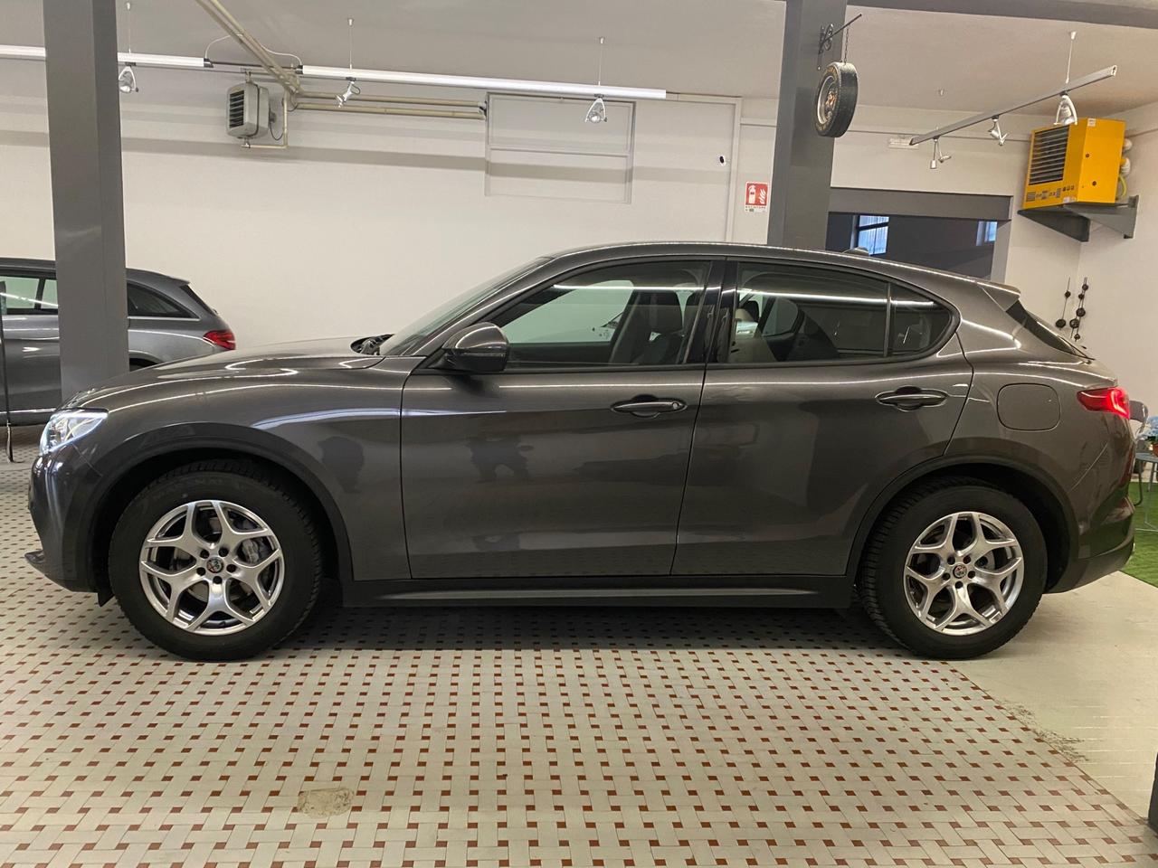 ALFA ROMEO STELVIO 2.2 UNICO PROPRIETARIO Q4 190CV AZIENDALE