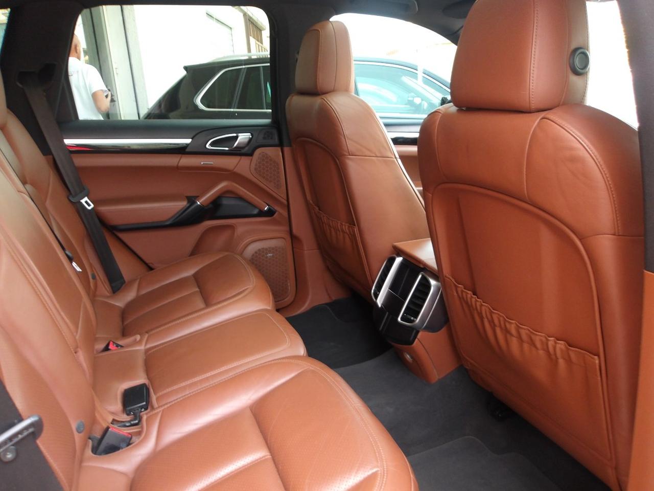 Porsche Cayenne 3.0 Diesel tiptronic