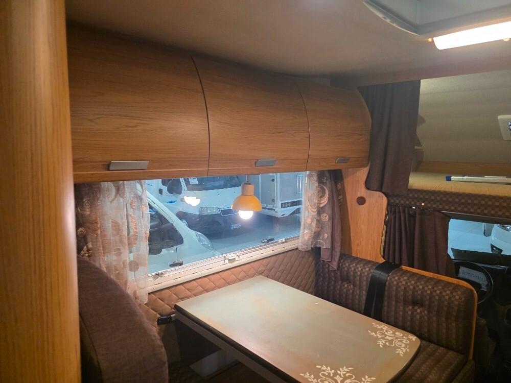 CAMPER RIMOR SUPERBRIG 677