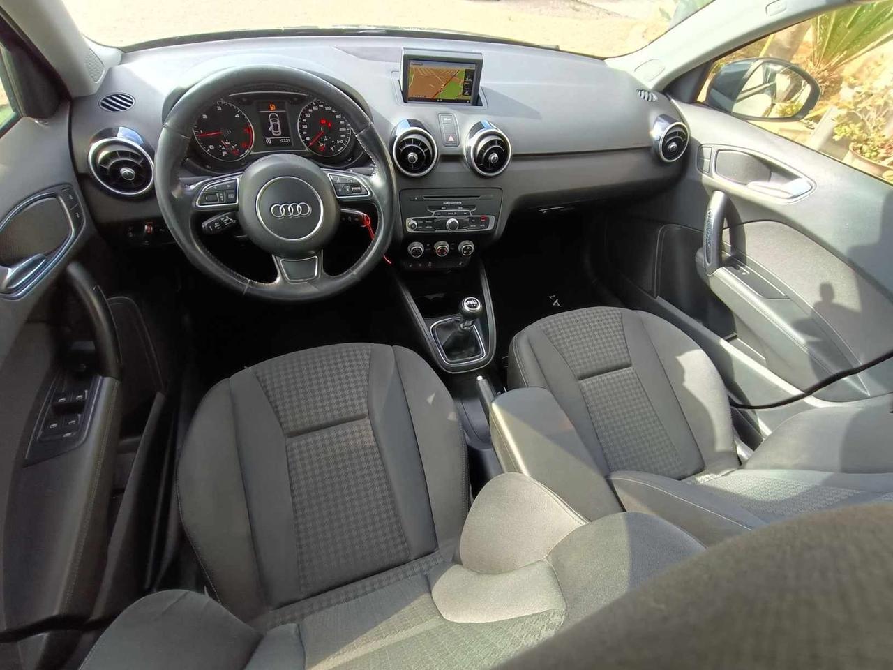 Audi A1 1.6 TDI Ambition - 2014