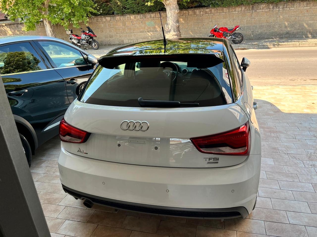 Audi A1 SPB 1.0 82CV TFSI Admired