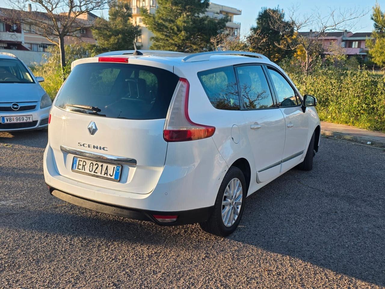 Renault Scenic XMod 1.5 dCi 110CV Wave