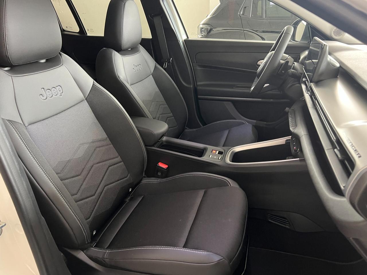 Jeep Avenger 1.2 Turbo 110 CV MHEV Summit Promo FInanziamento
