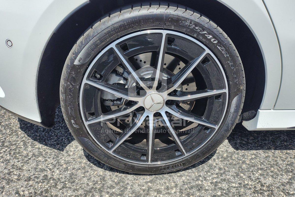 MERCEDES A 35 AMG 4Matic
