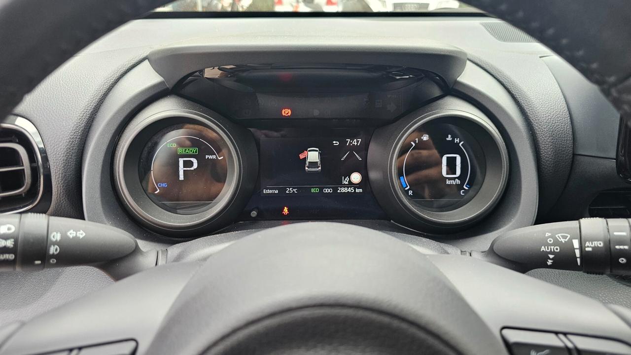 Toyota Yaris 1.5 Hybrid 5 porte Sport