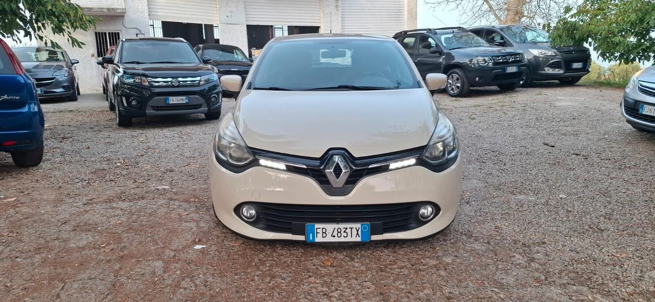 Renault Clio dCi 8V 90CV Start&Stop cambio aut.