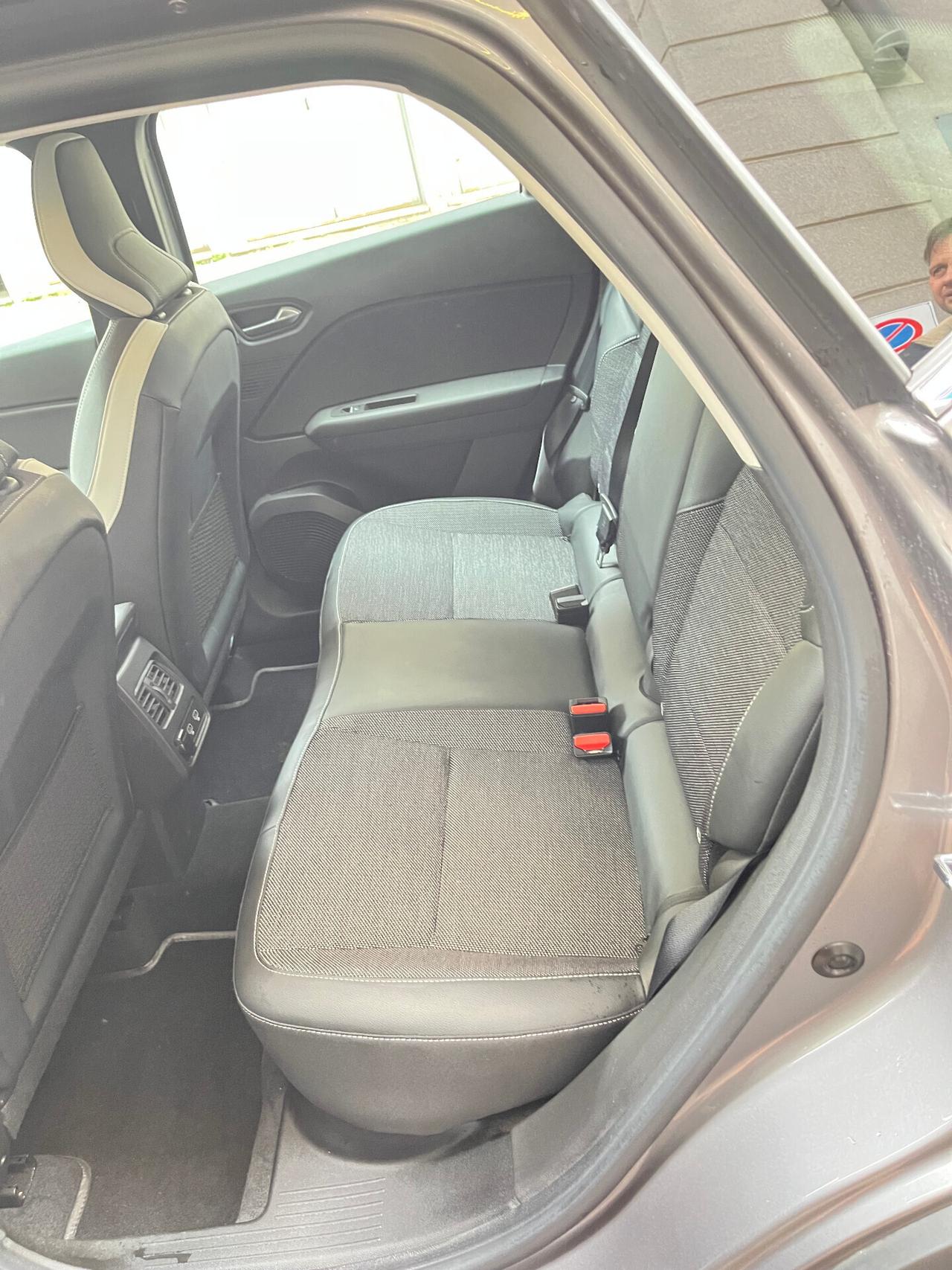 RENAULT CAPTUR 1.0 TCe ZEN BENZINA - KM 14.745 - ANCHE PER NEOPATENTATI