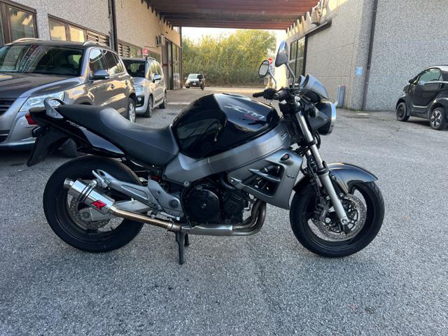 HONDA X-Eleven 1100 ASI con CRS