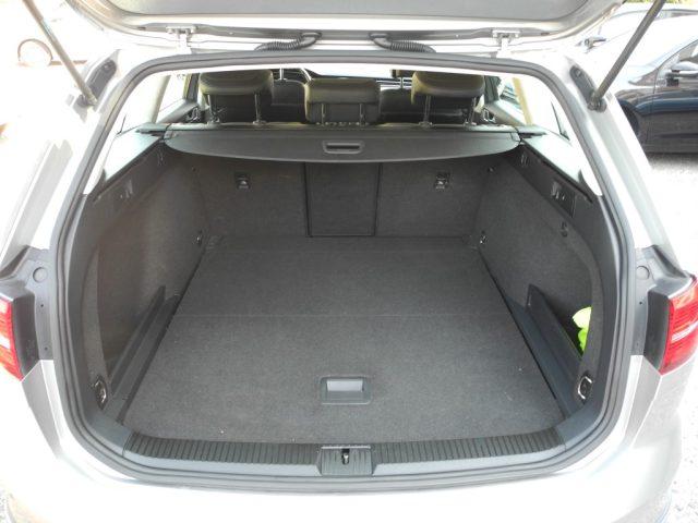 VOLKSWAGEN Passat Alltrack 2.0 TDI 190cv SW 4Motion DSG BMT - GANCIO TRAINO