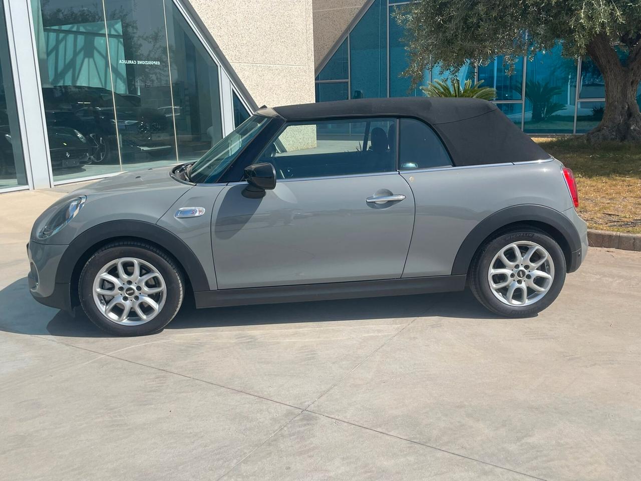 Mini Cooper S Cabrio 2.0