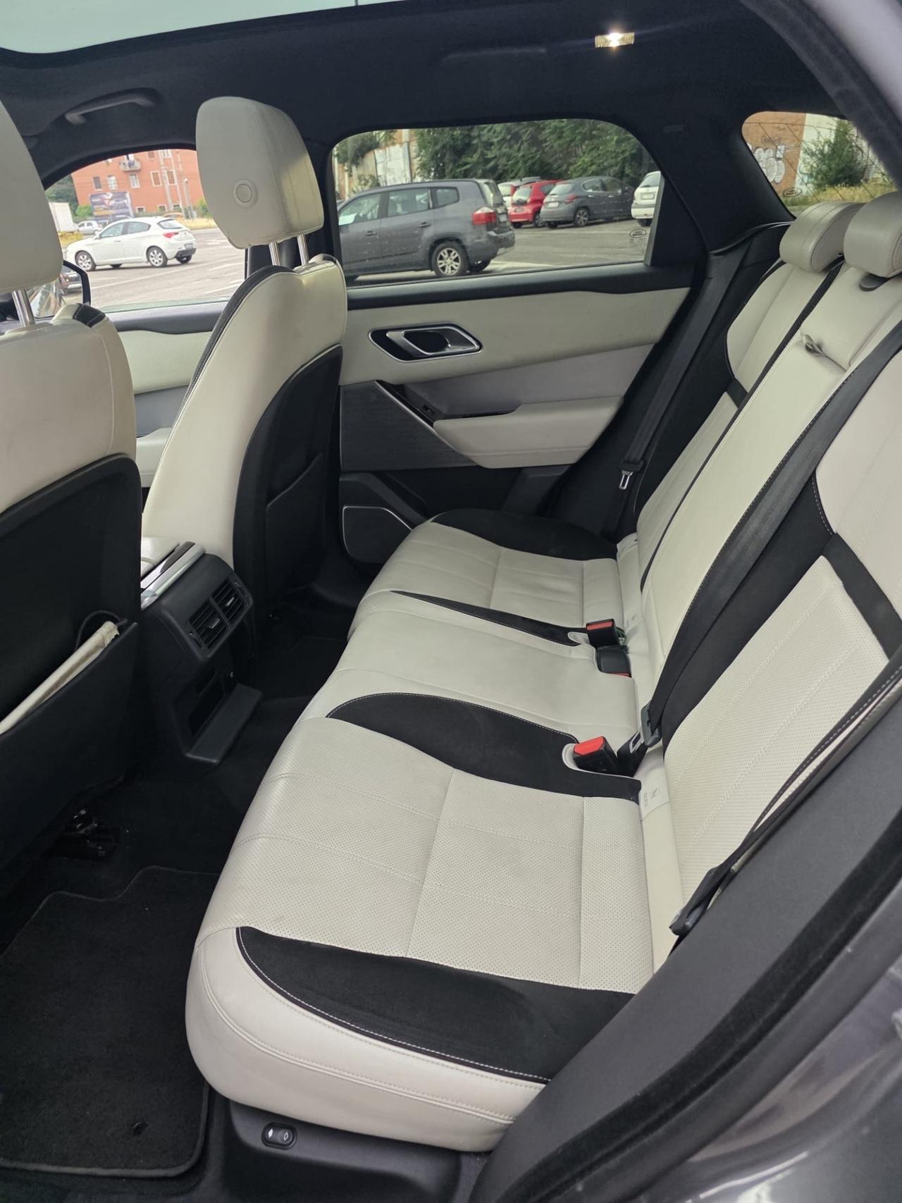 Land Rover Range Velar 2.0D I4 240 CV R-Dynamic
