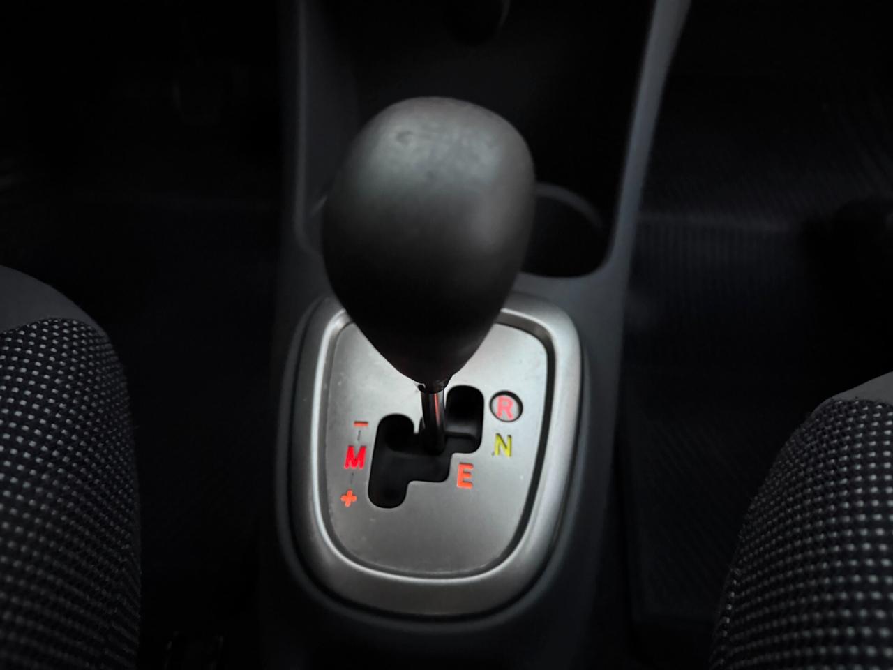 Peugeot 107 68 Cv Plaisir 2 cambio automatico 1.0