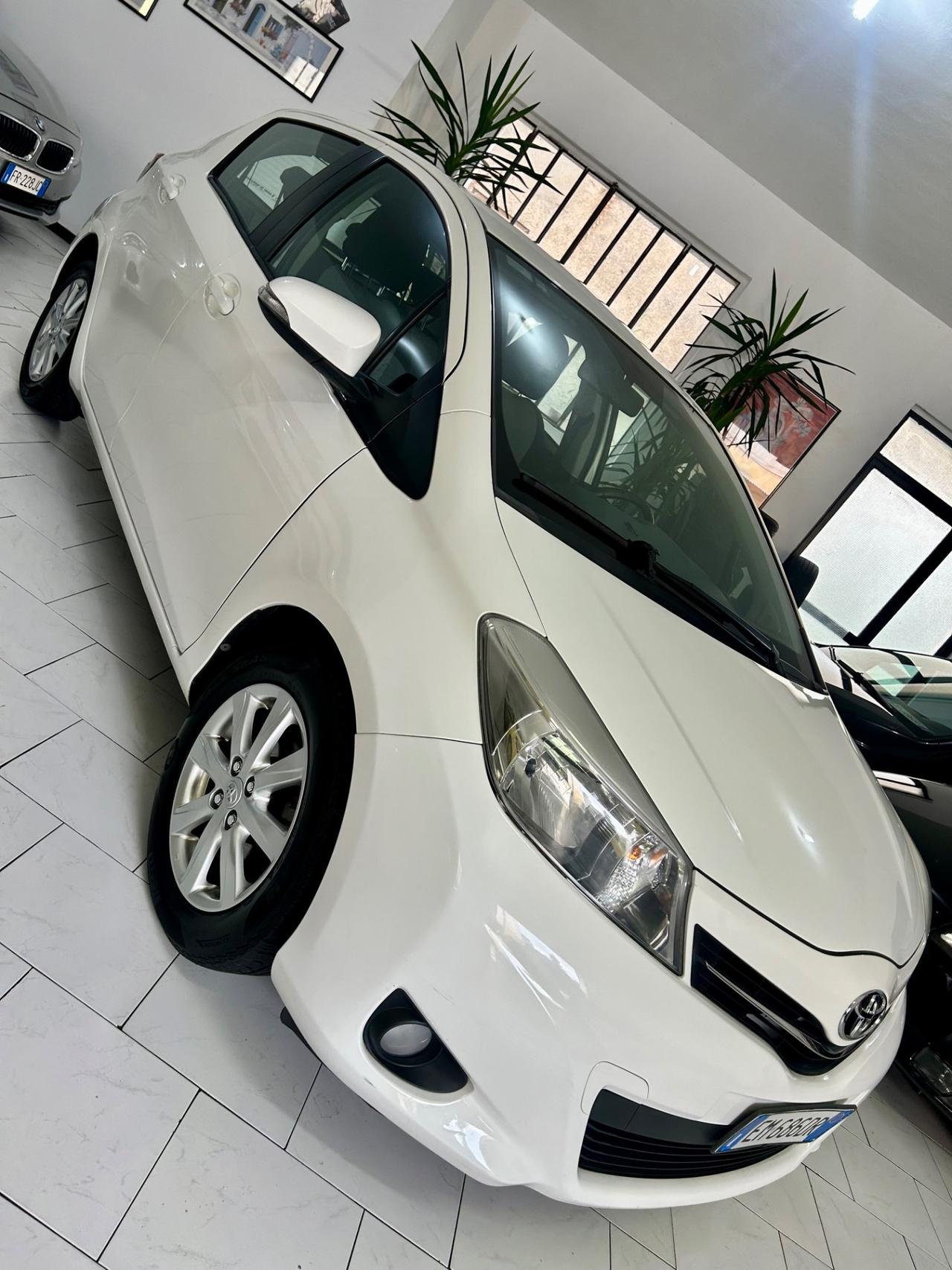 Toyota Yaris Limited