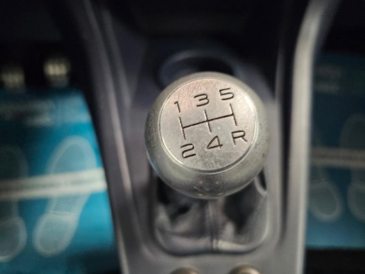 Peugeot 1007 1.4 Trendy - NeoPatentati