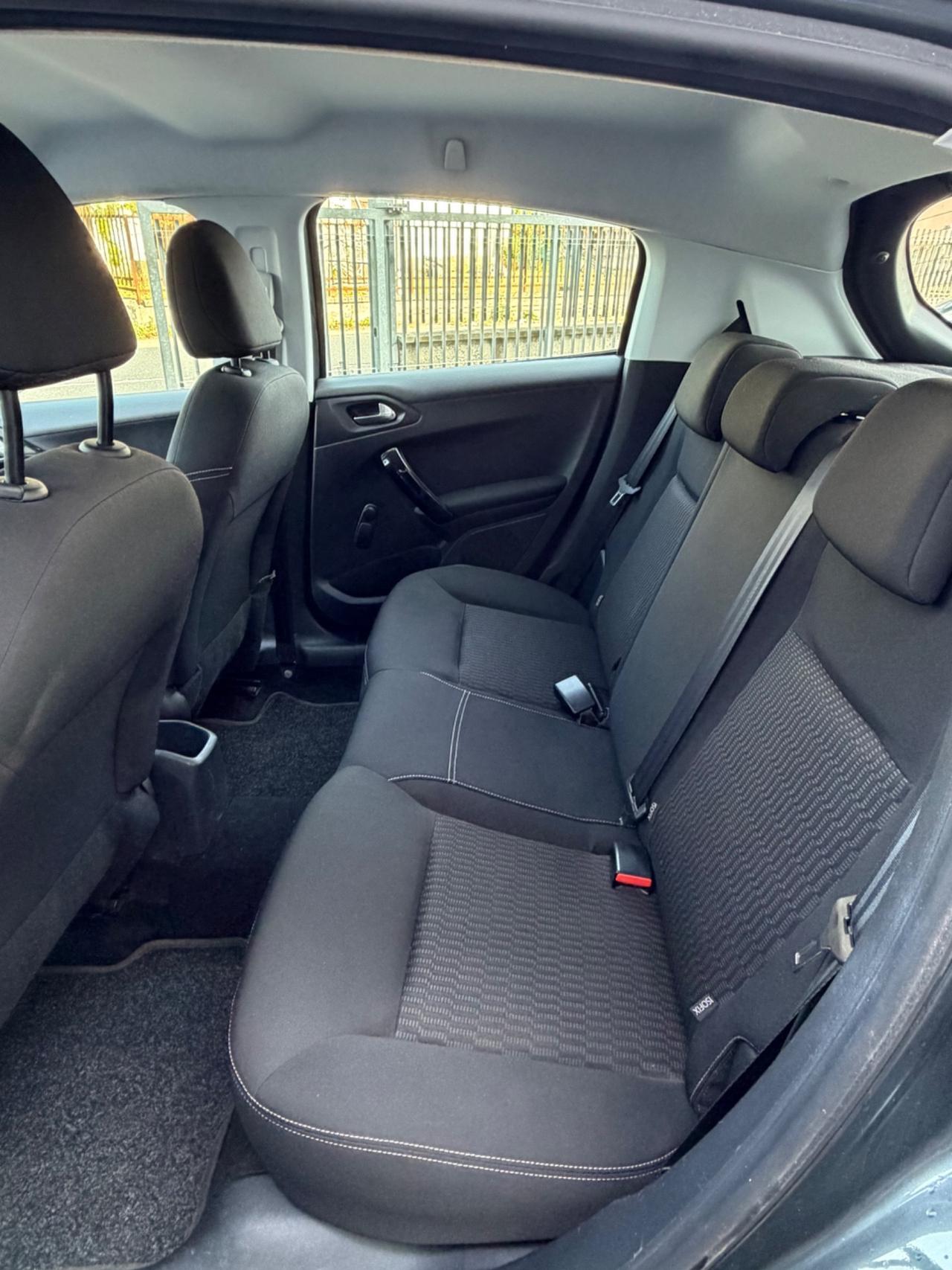 Peugeot 208 BlueHDi 75 5 porte Allure OCCASIONE NEOPAT