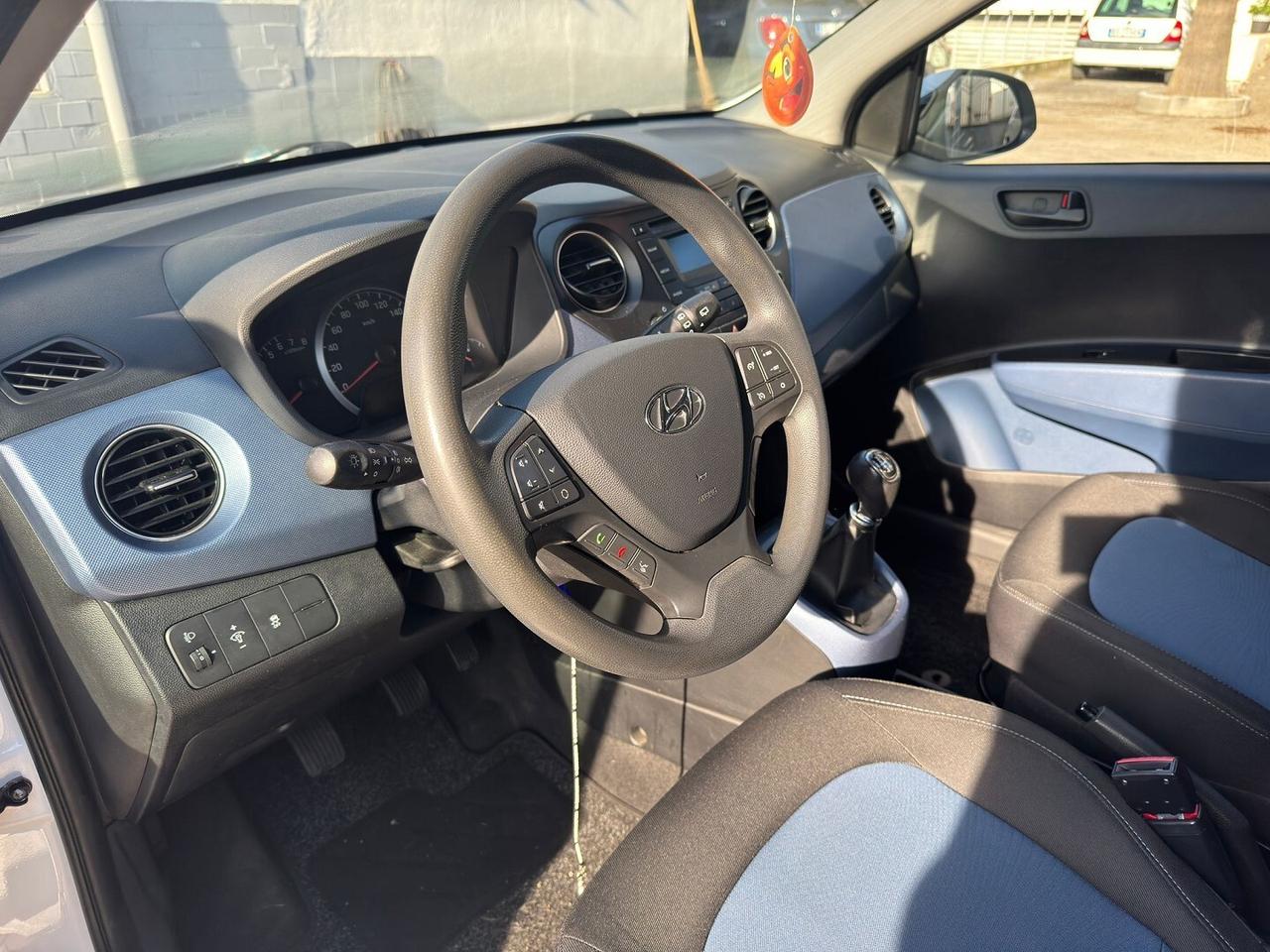 HYUNDAI i10 2a serie1.0 MPI Style