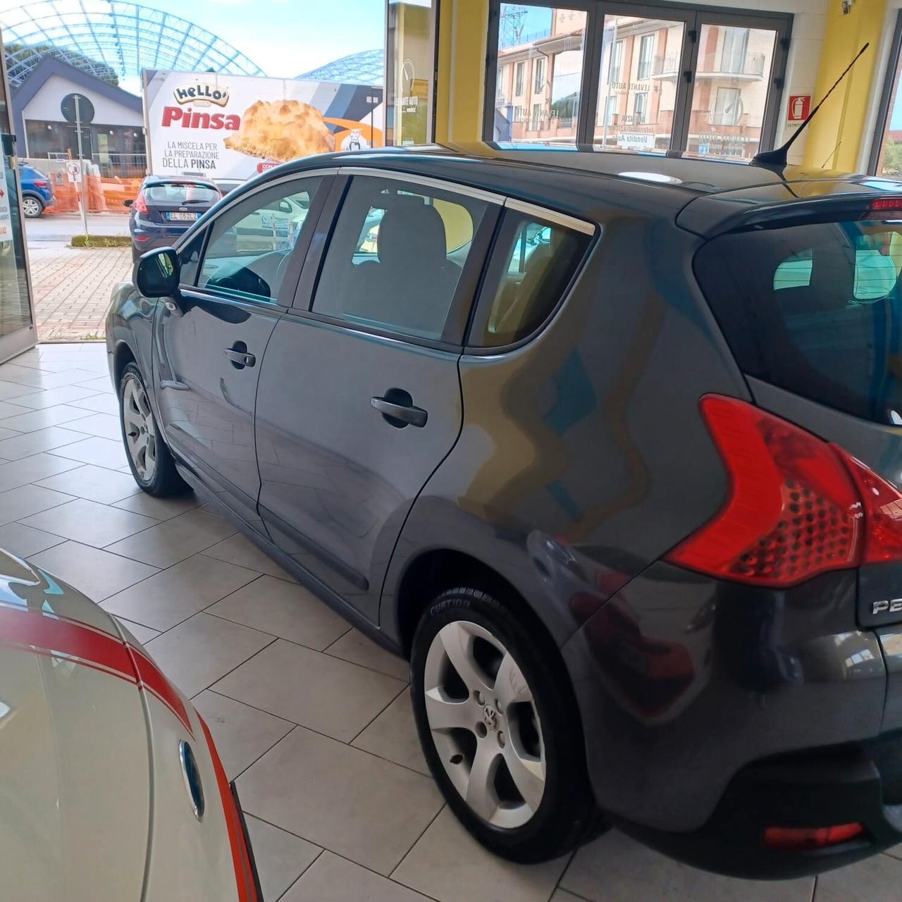 SPAZIOSA IDEALE PER FAMIGLIE 3008 1.6 HDI