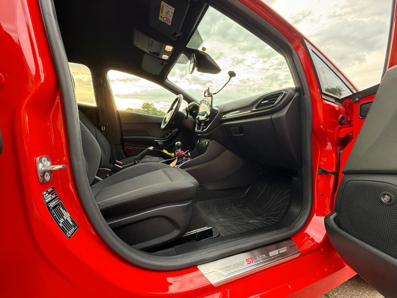 Ford Fiesta ST-LINE/1.5 86CV/NEOPATENTATI/CAR PLAY