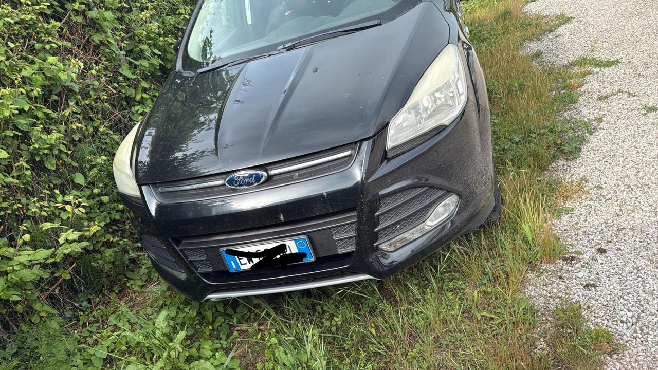 Ford Kuga 2.0 TDCI 120 CV S&S 2WD Titanium