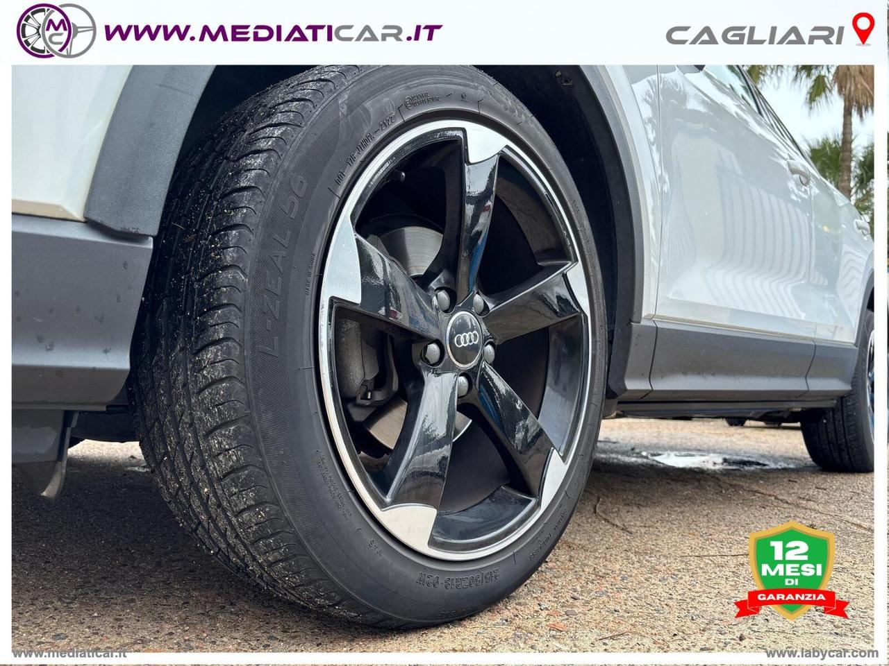 AUDI Q2 30 TDI S tronic Identity Black