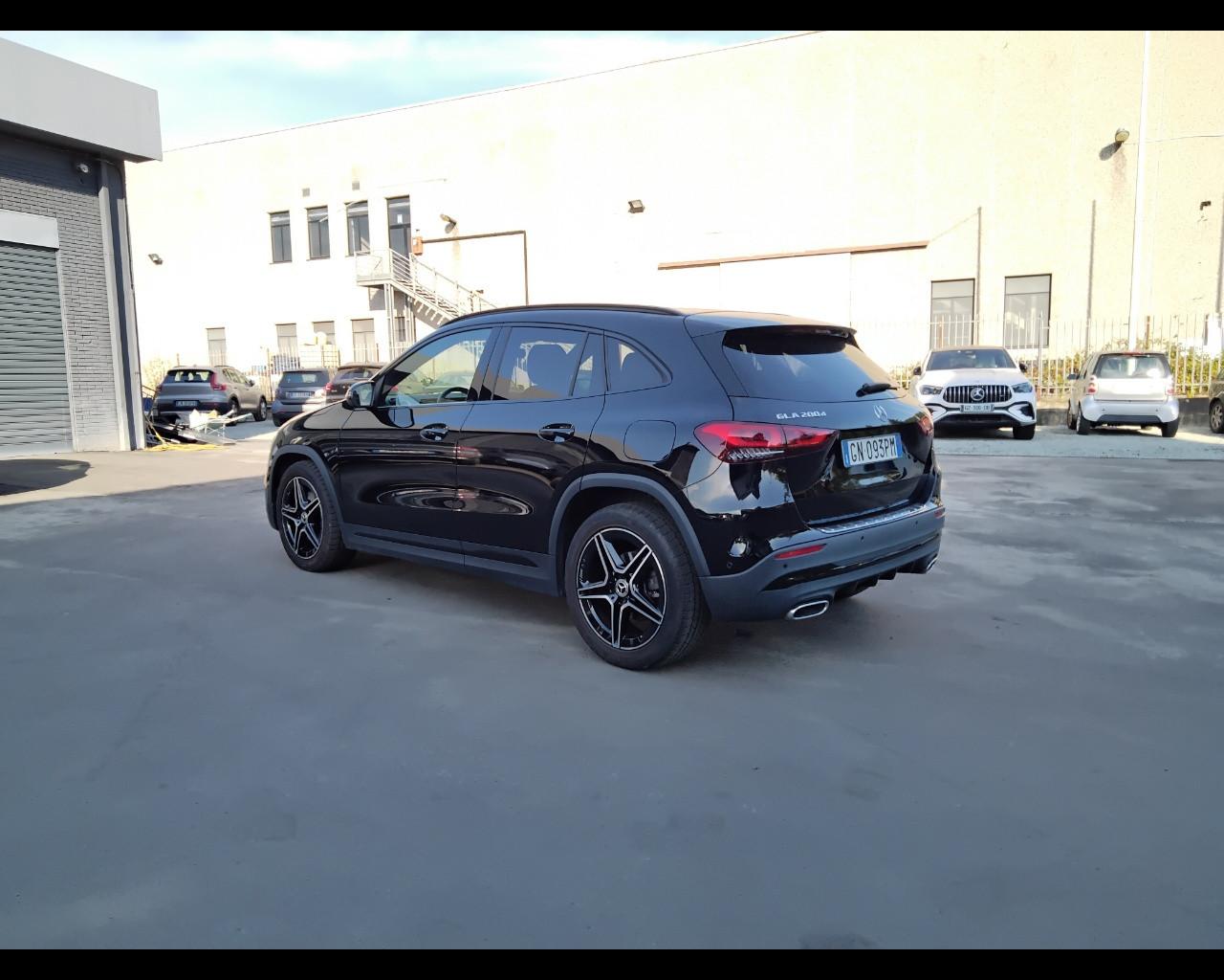 Mercedes-Benz GLA-H247 2020 - GLA 200 d Premium 4matic auto