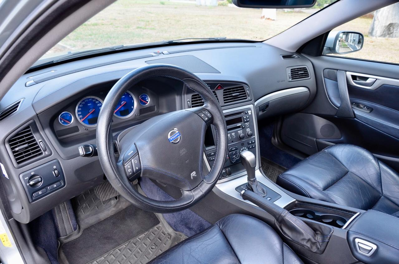 VOLVO V70 2.5 R AWD 300cv AUTO, ASI, ESENTE SUPERBOLLO, ECCELLENTI CONDIZIONI, INTROVABILE, TETTO, PERMUTE