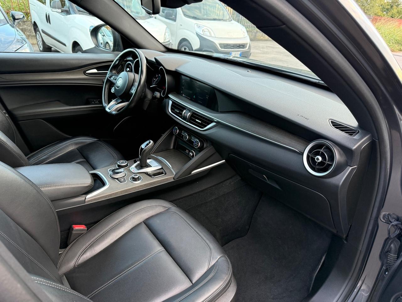 Alfa Romeo Stelvio 2.2 210 CV AT8 Q4 Ti