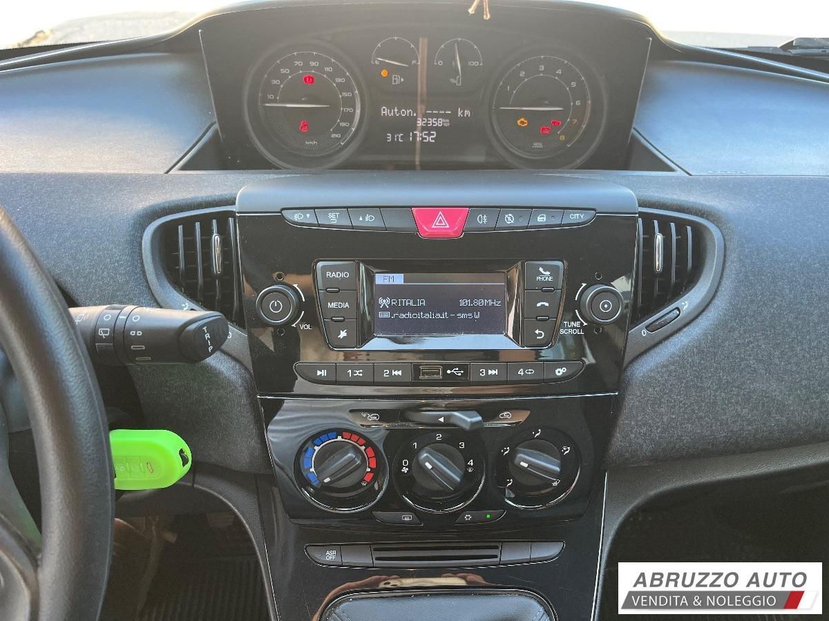 LANCIA - Ypsilon - 1.0 FireFly 5p. S&S Hybrid Oro