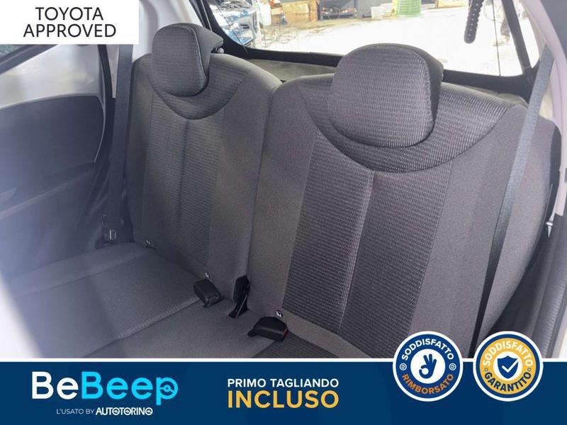 Toyota Aygo 5P 1.0 X-PLAY M-MT 72CV