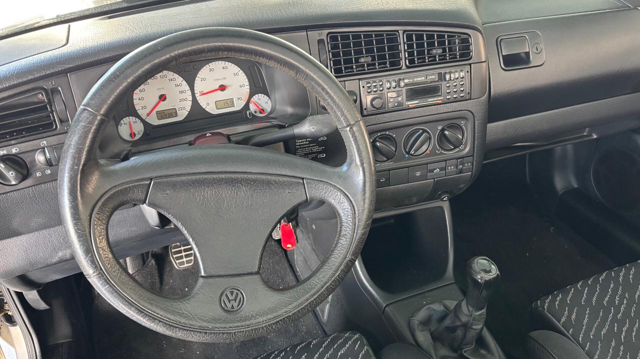 Volkswagen Golf Cabriolet 1.6 cat Sport