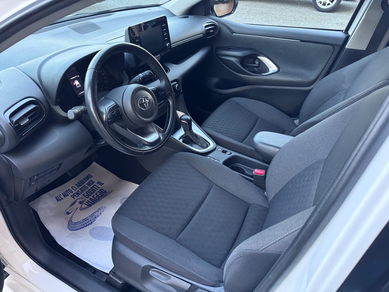 Toyota Yaris 1.5 Hybrid 5 porte Active