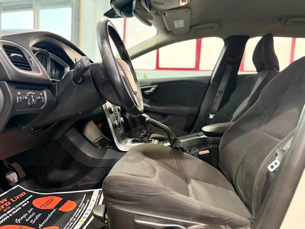 Volvo V40 D2 1.6 115cv SUMMUM 2015