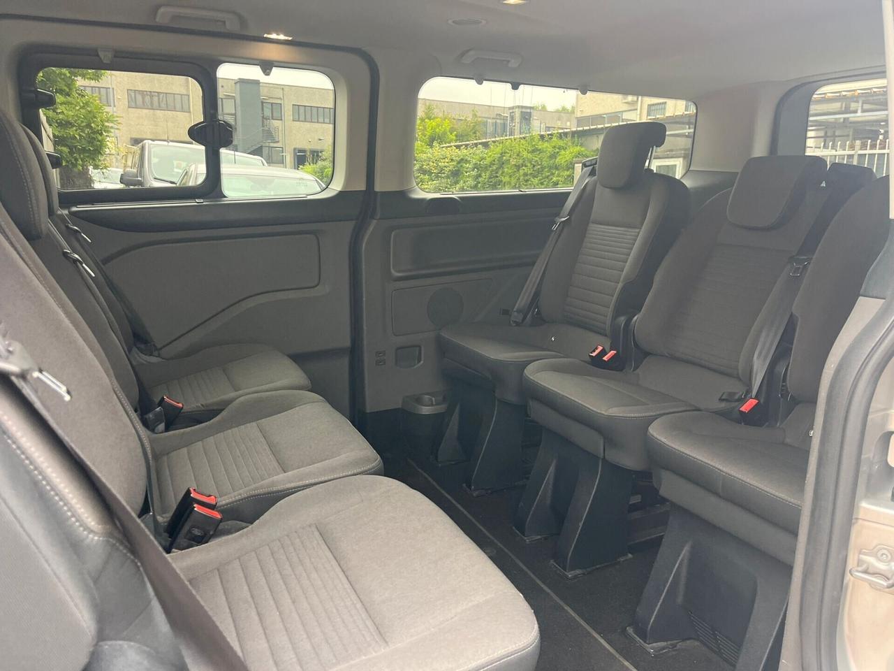 Ford Tourneo Custom 310 2.0 TDCi 130CV aut. PL Titanium