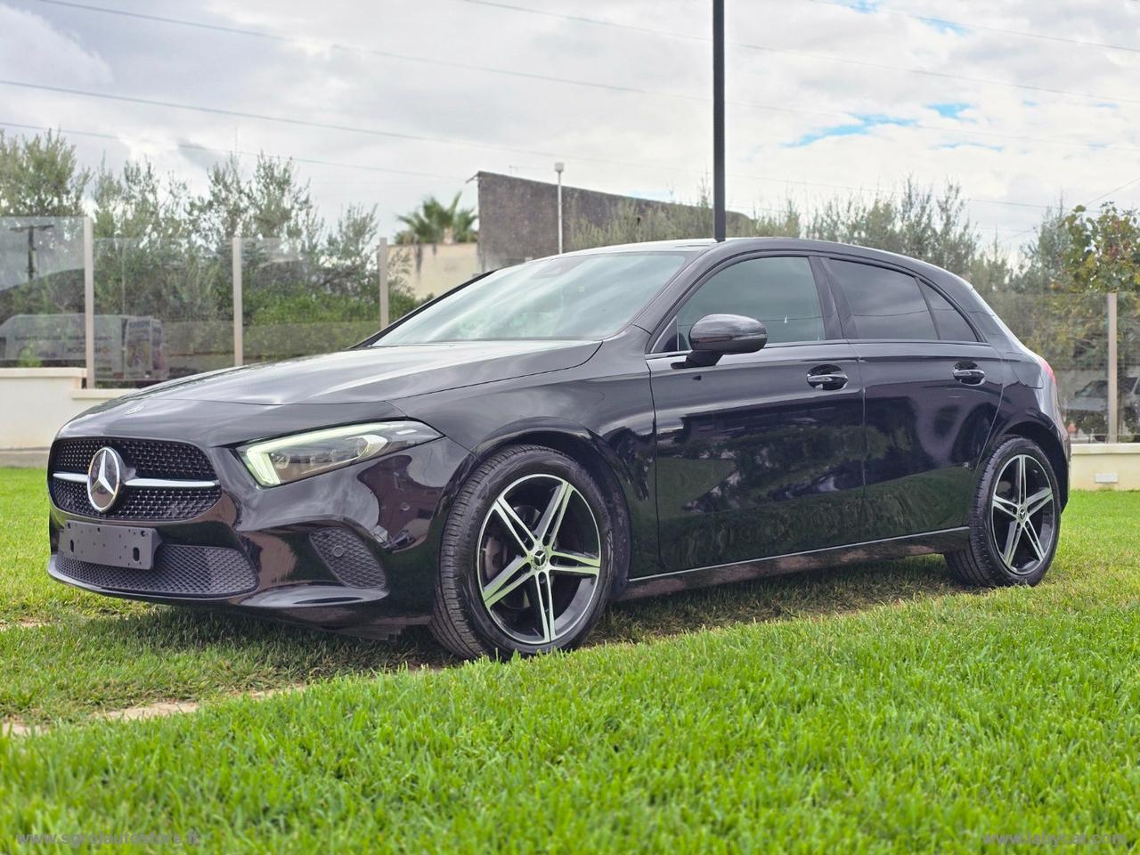 MERCEDES-BENZ A 180 d Sport