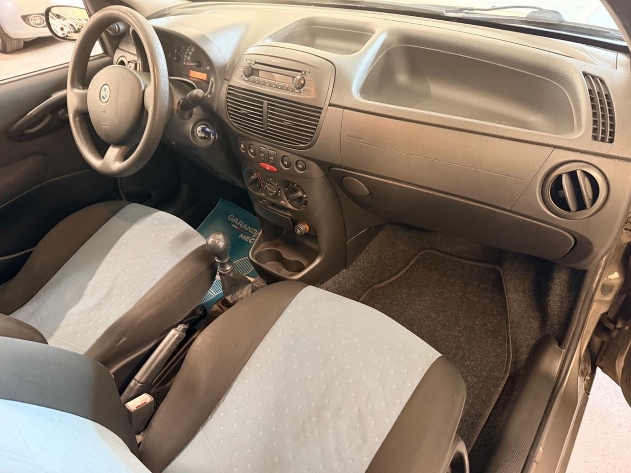 Fiat Punto 1.2 5 porte Active Natural Power