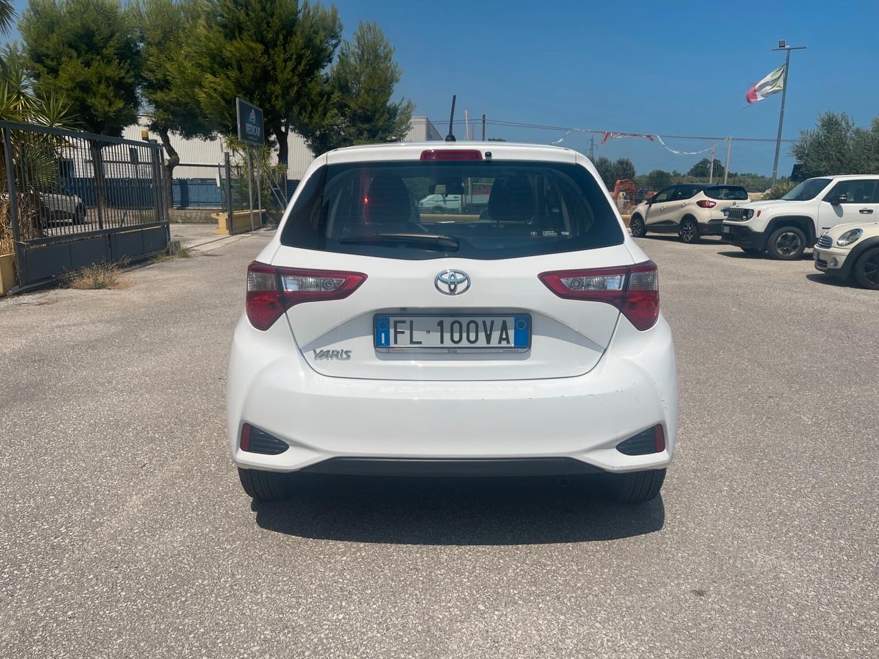Toyota Yaris 1.0 5 porte Cool