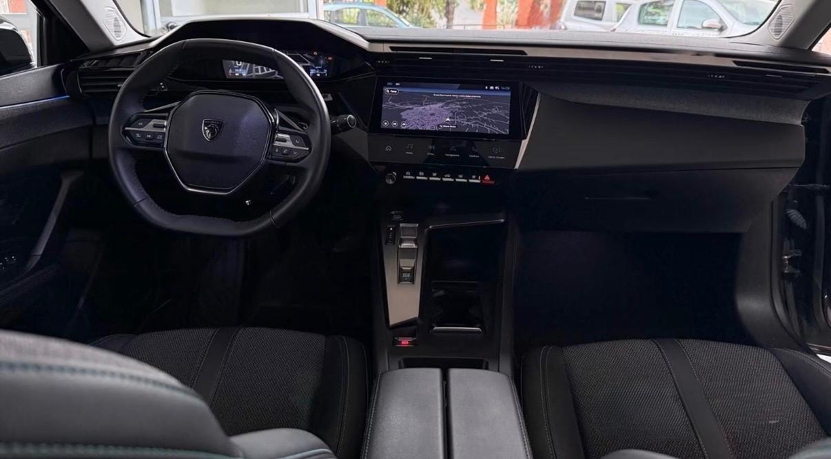 Peugeot 308 130 EAT8 SW Allure