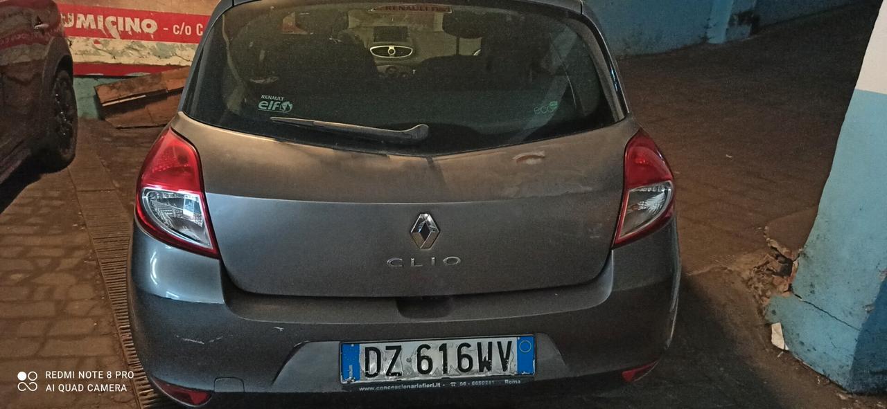 Renault Clio 1.2 16V 5 porte Luxe