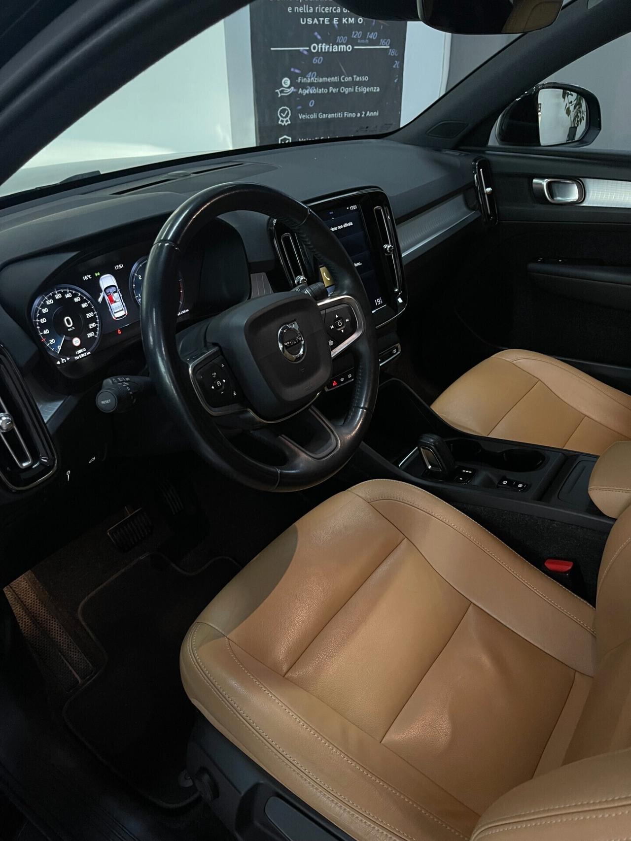 PROMO - Volvo XC40 D3 Geartronic R-design - IVA ESPOSTA