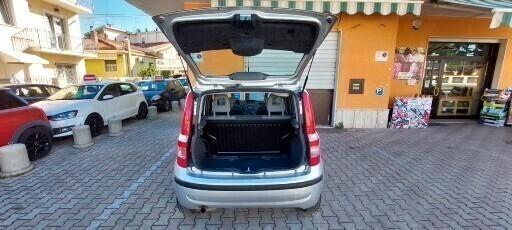 PANDA 1,3 MTJ DIESEL 75 CV DINAMIC ADATTA PER NEOPATENTATI IMPECCABILE OMOLOGATA 5 POSTI