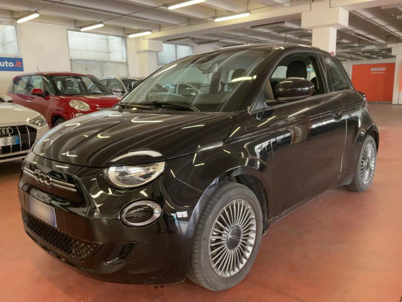 Fiat 500e 42 kWh Passion