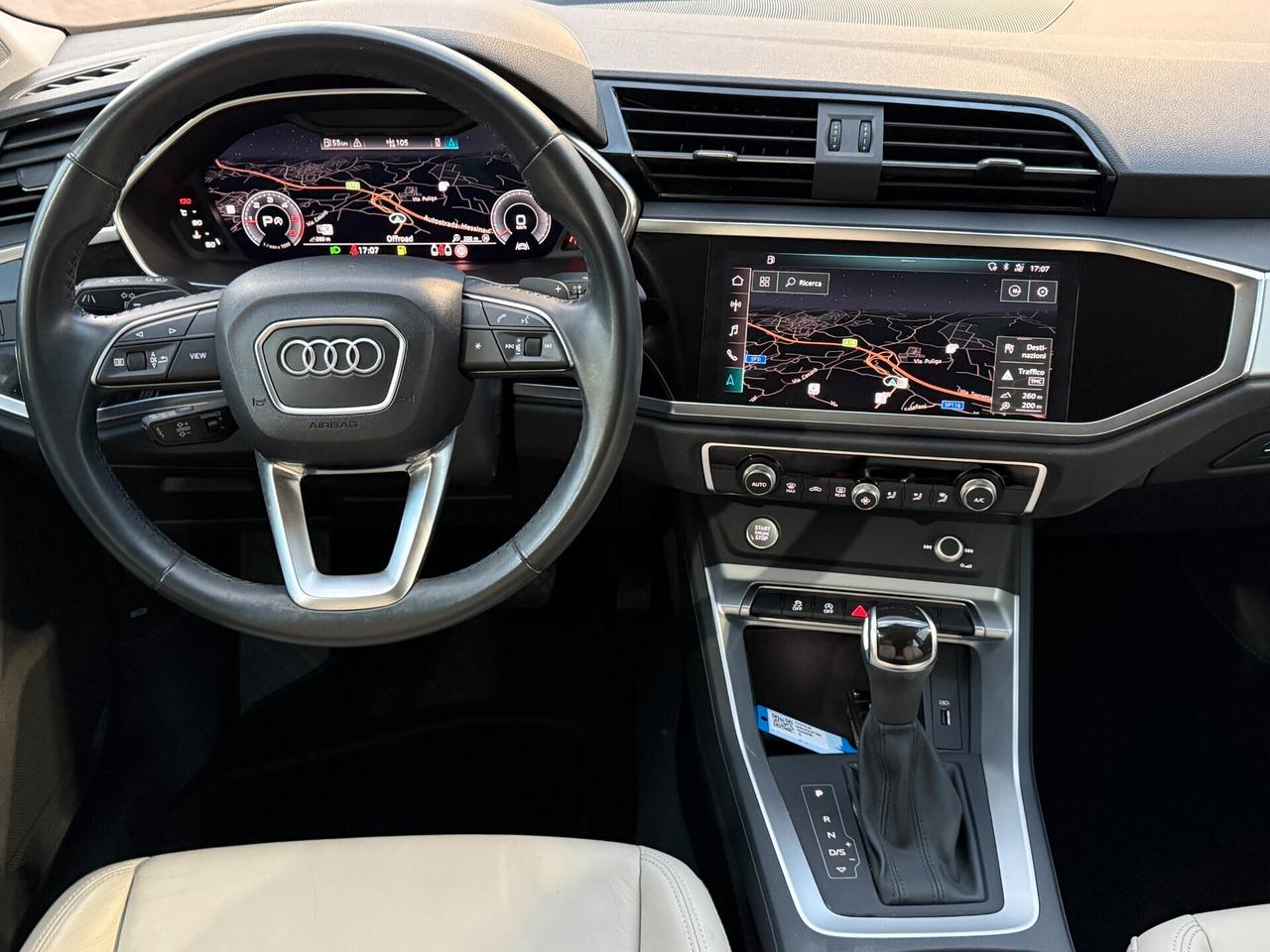 Audi Q3 35 TDI S tronic Business