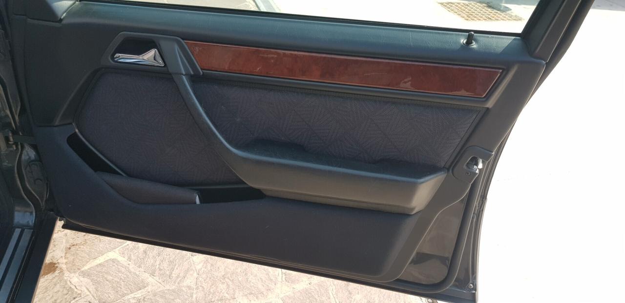 Mercedes-benz E 200 E 200 cat Avantgarde