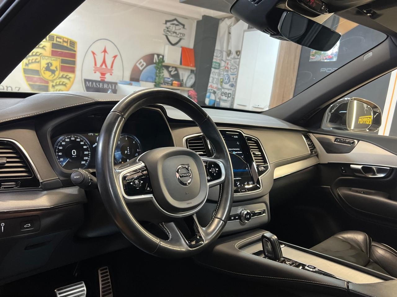 Volvo XC 90 XC90 B5 (d) AWD Geartronic R-design