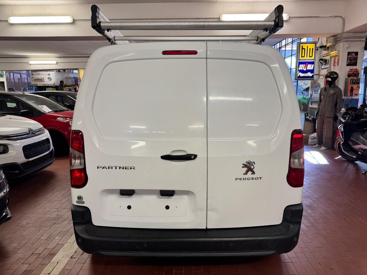 Peugeot Partner PureTech 110 S&S PC Furgone Pro