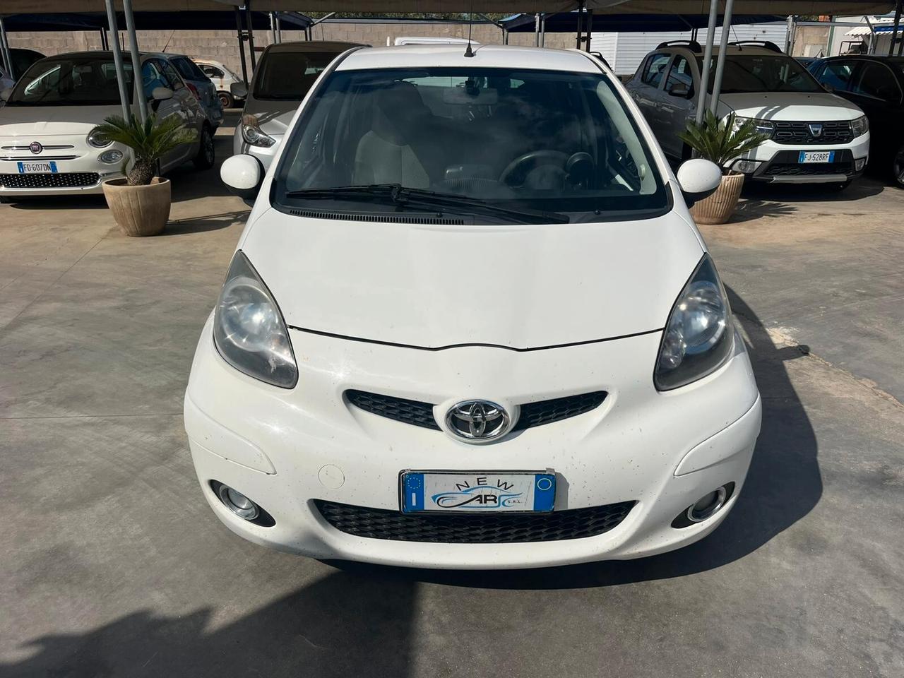Toyota Aygo 1.0 12V VVT-i 5 porte Lounge