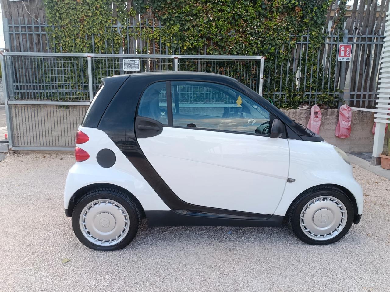Smart ForTwo 800 40 kW coupé pure cdi