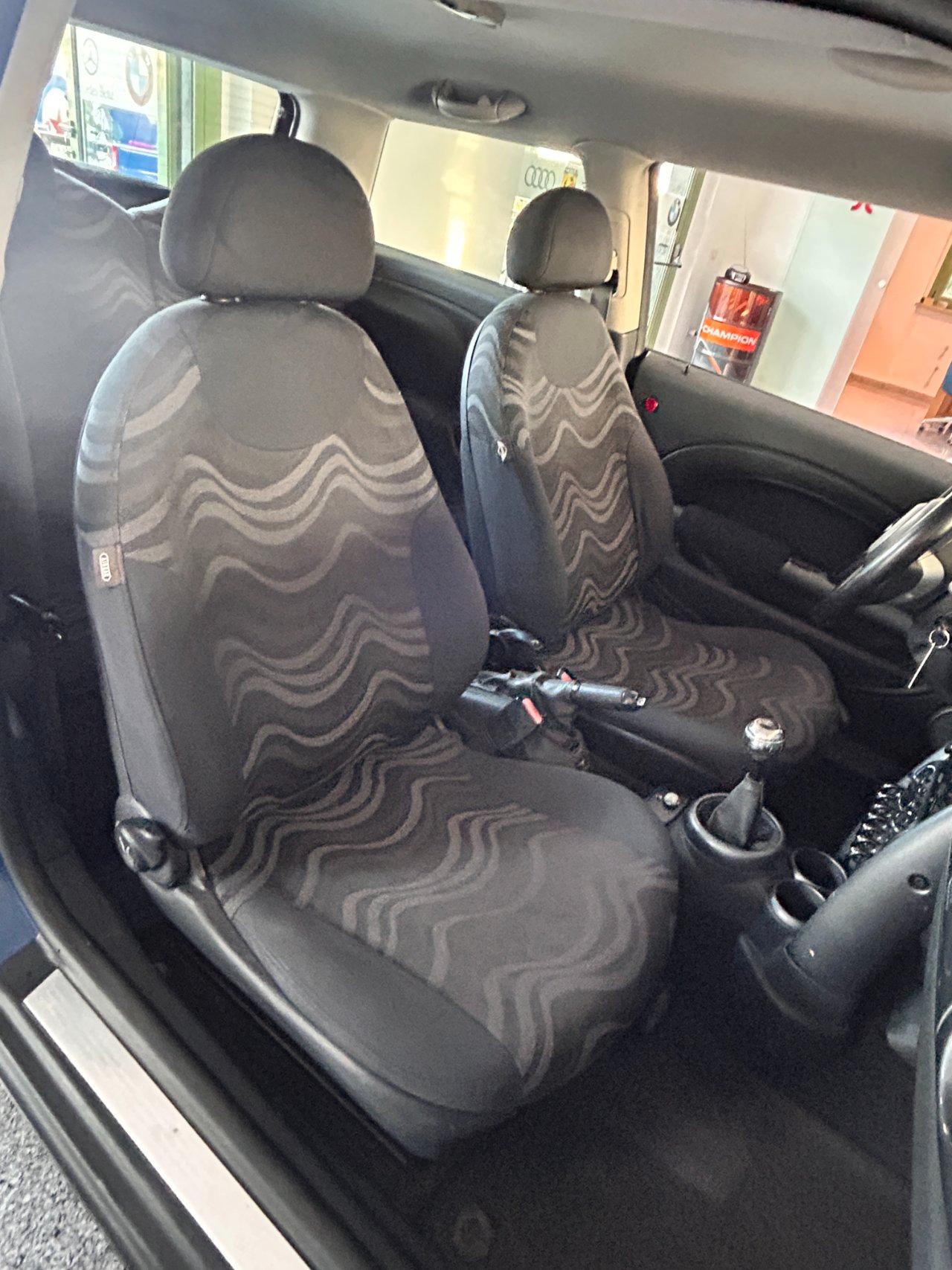 Mini 3 Porte One 1.6 c/clima