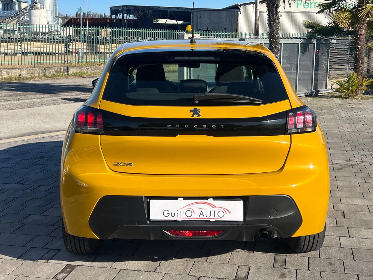 Peugeot 208 PureTech 75CV Active Neopatentati Finanziabile