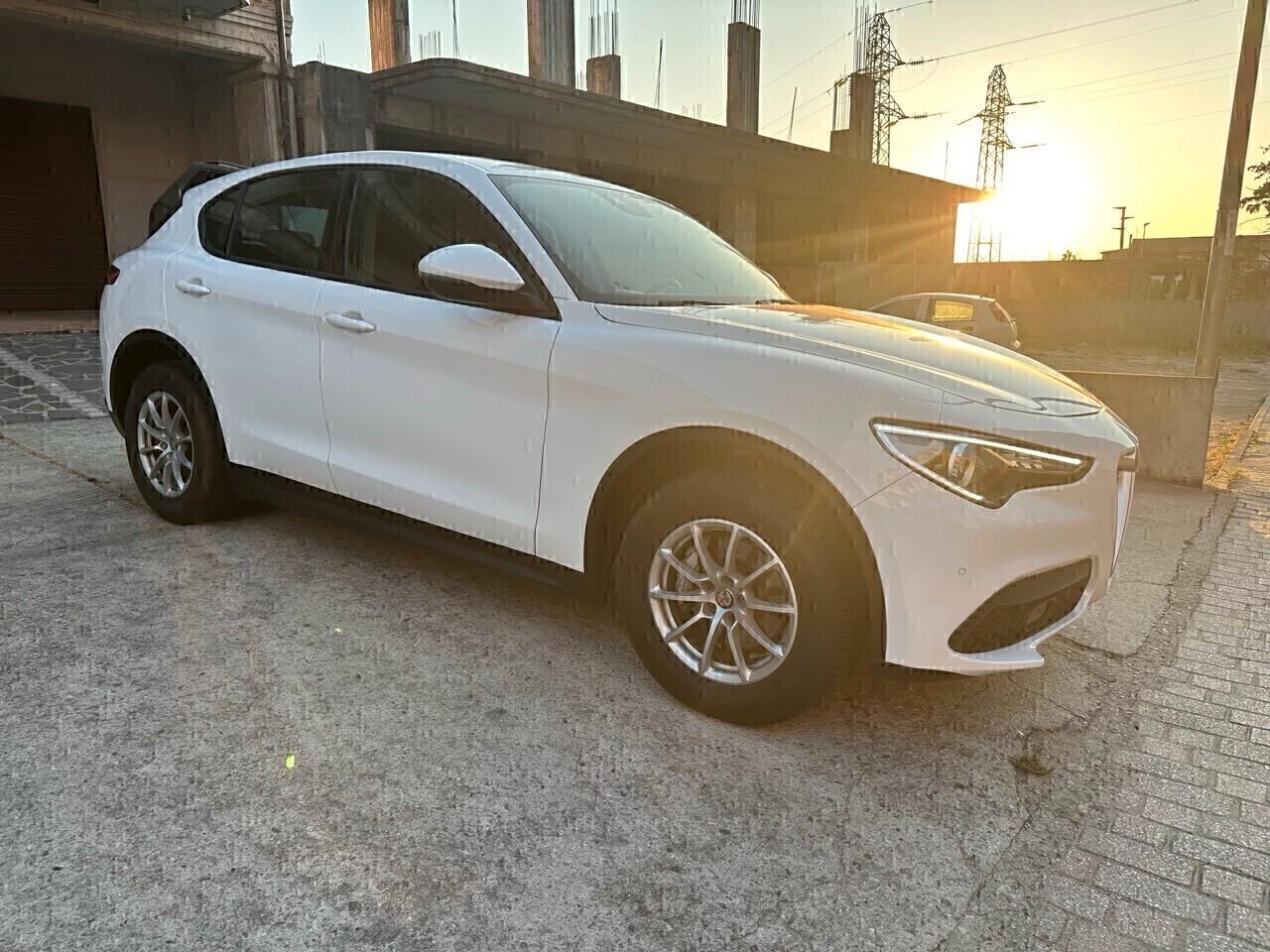 Alfa Romeo Stelvio 2.2 Turbodiesel 190 CV AT8 Q4 Executive